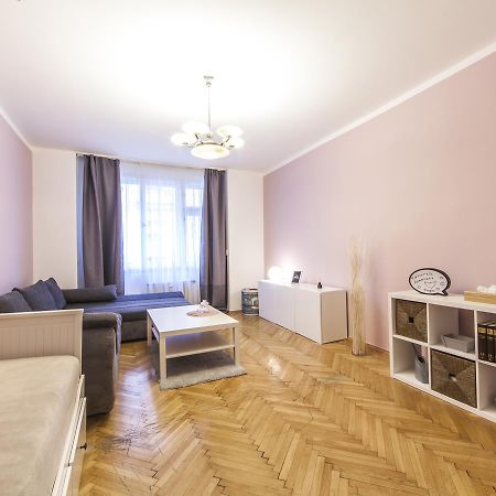 Modern Central Apartment Dlouha Prague Ngoại thất bức ảnh