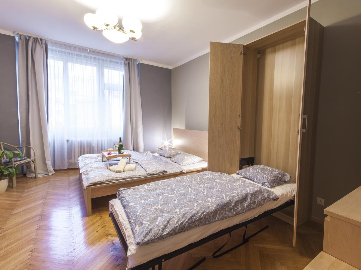 Modern Central Apartment Dlouha Prague Ngoại thất bức ảnh