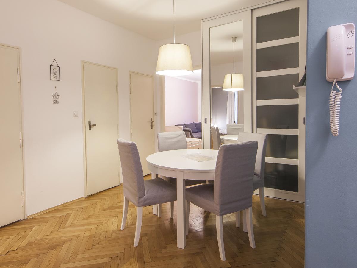 Modern Central Apartment Dlouha Prague Ngoại thất bức ảnh