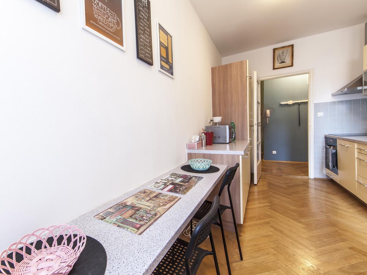 Modern Central Apartment Dlouha Prague Ngoại thất bức ảnh